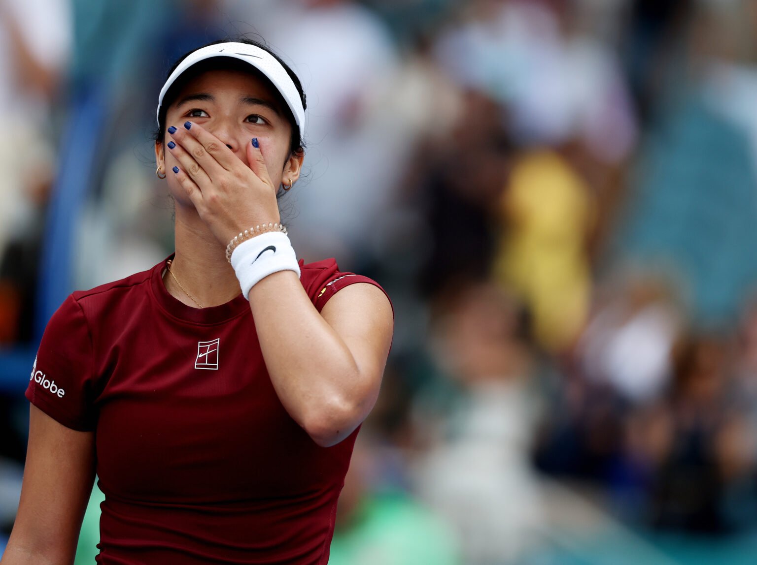 Teen Wild Card Alexandra Eala Stuns World No. 2 Iga Świątek at 2025 Miami Open - NGA - No Girls Allowed